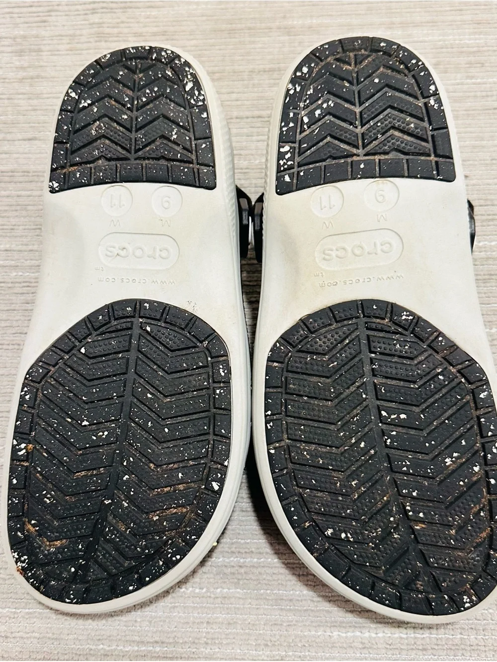 Crocs CLASSIC TURBO CLOG- Dual Comfort Adjustable Black-Unisex Sizes M9/W11‎